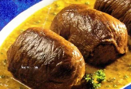 Oiseau sans tête maison